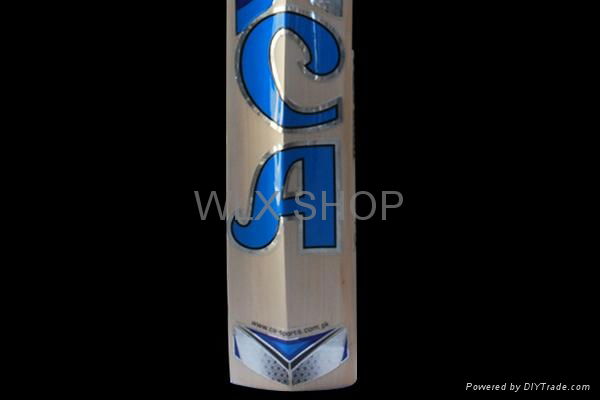 CA PLUS 8000 CRICKET BAT  2