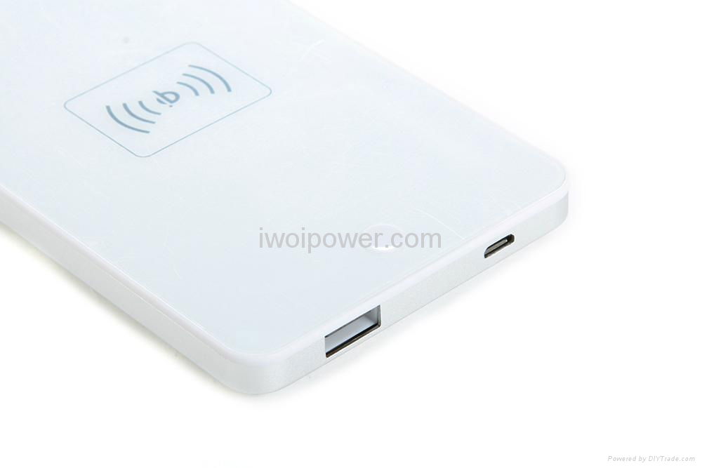 QI standard wireless power bank 3