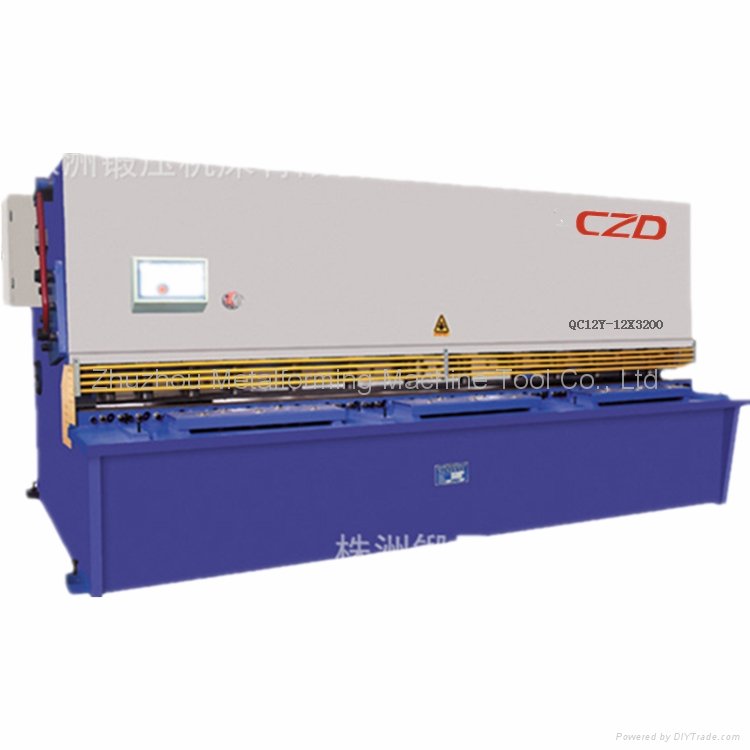 QC12K-6x2500 hydraulic swing beam shearing machine 3