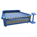 Autofeeding fabric laser cutting machine