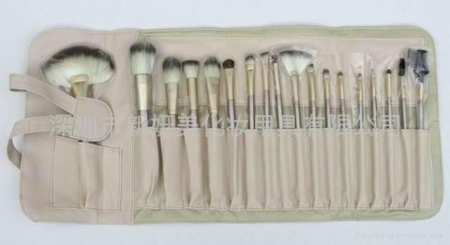 Fashion 18 pack Makeup Brush Set