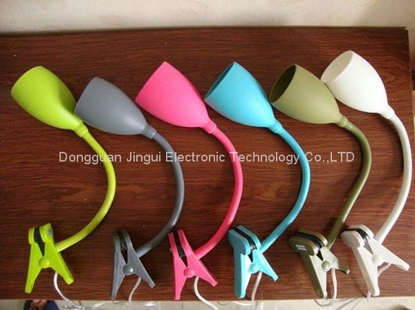 New dedign flexible neck silicone electric reading table lamp 