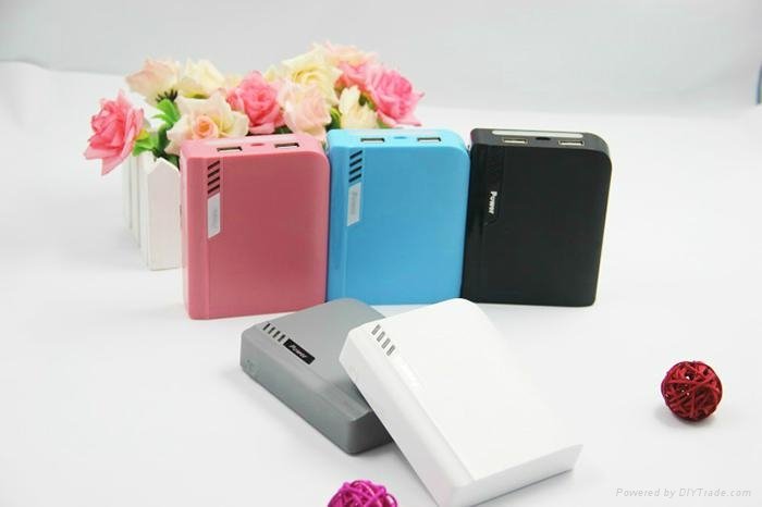 Dual Output 10400 Portable Power Bank for Smartphone