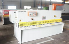 Hydraulic shear