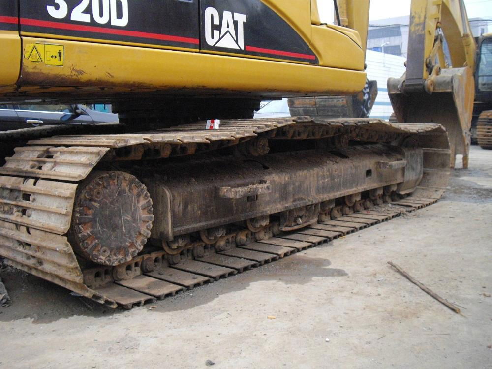 Used excavator caterpillar 320D 4