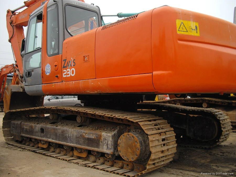 Used Excavator HITACHI ZX230 1