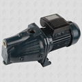 self-priming pump