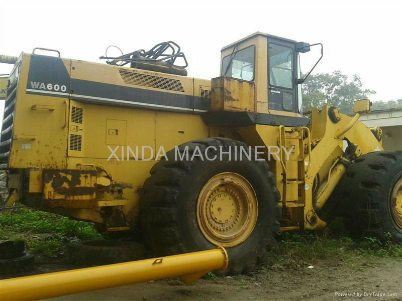 KOMATSU WA600-3 Wheel loader 