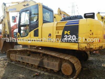 Komatsu PC220-8 Excavator 2