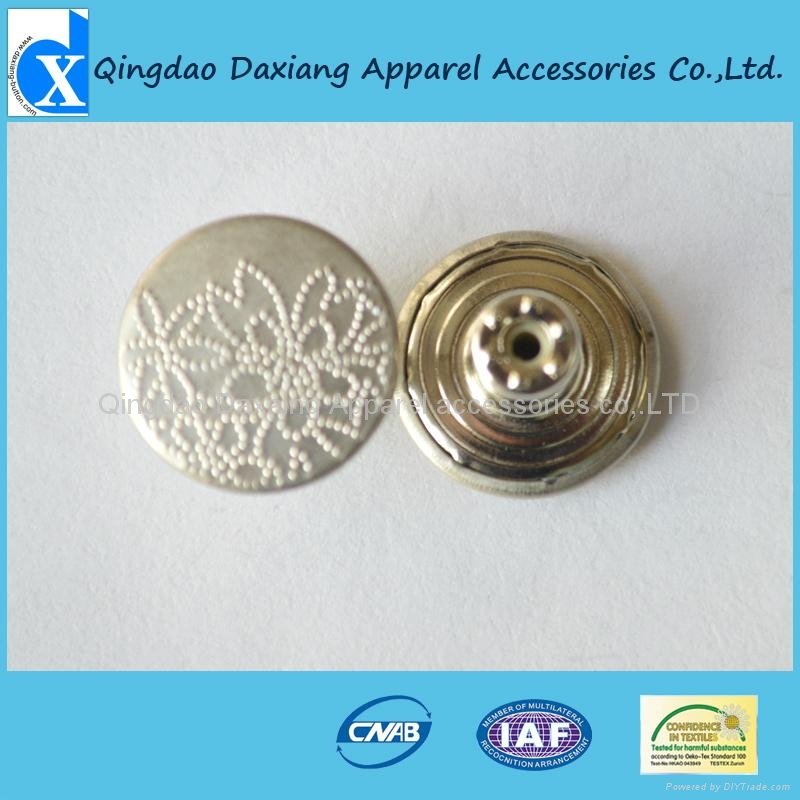 Decorative brass shank button 2