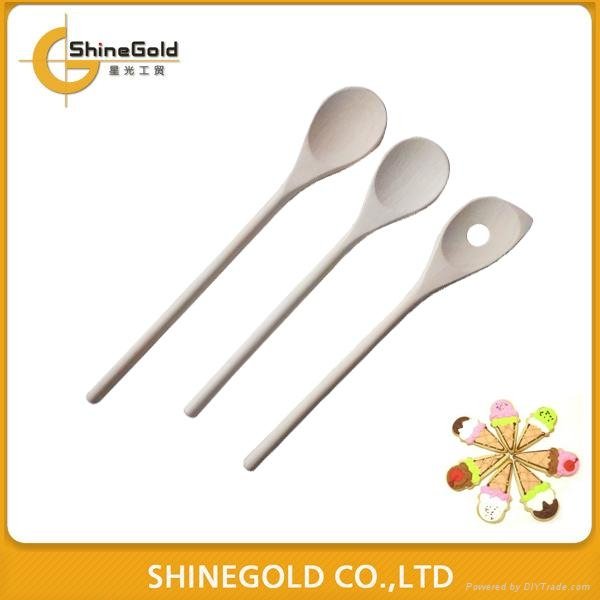 A set of wooden spoon 3
