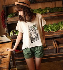 FASHION WOMAN'S T-SHIRT