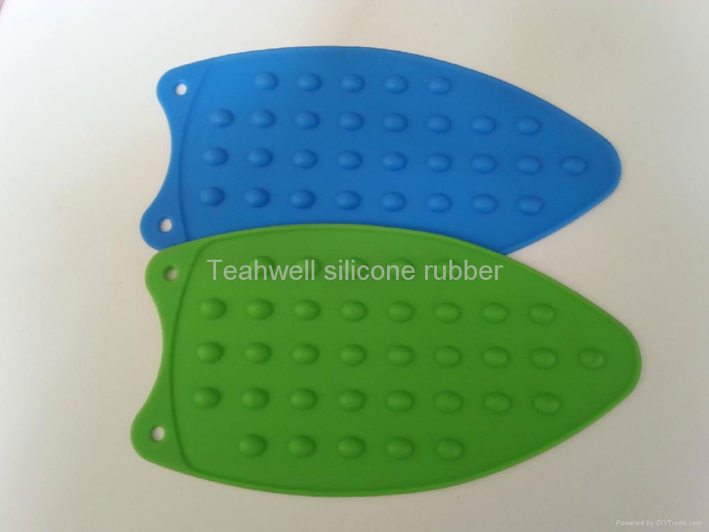 Non-toxic silicone ironing mat 3