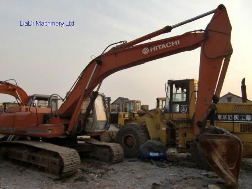 HITACHI EX200-1 EXCAVATOR