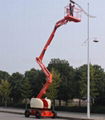 Self-propelled Articulating Boom Lift