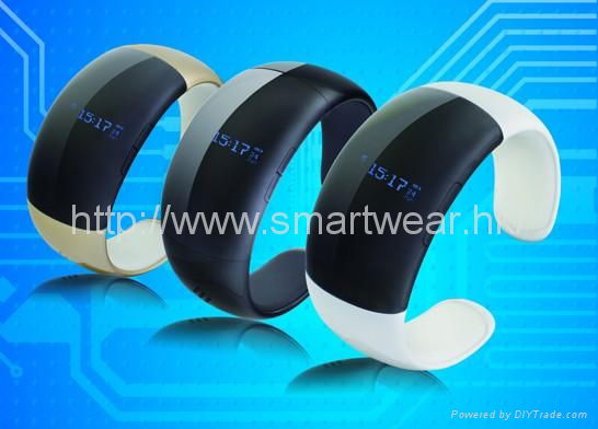 2014 Popular Smart Bluetooth Bracelets 2