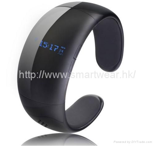 2014 Popular Smart Bluetooth Bracelets 4