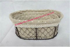 s/2 oval wire storage basekt with lace