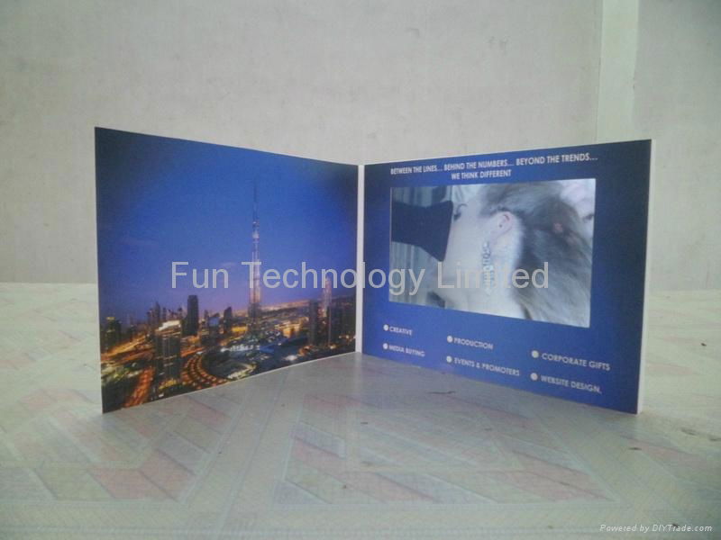 7 inch LCD Video Presentation Card Brochure with 2GB Memory Magnetic Switch