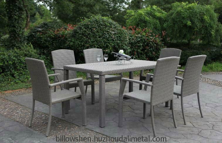 Family Outdoor All Weather PE Rattan Dining Set