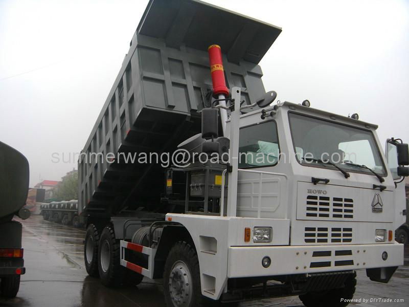 HOWO 6X4 22m3 CNG Garbage Truck  4