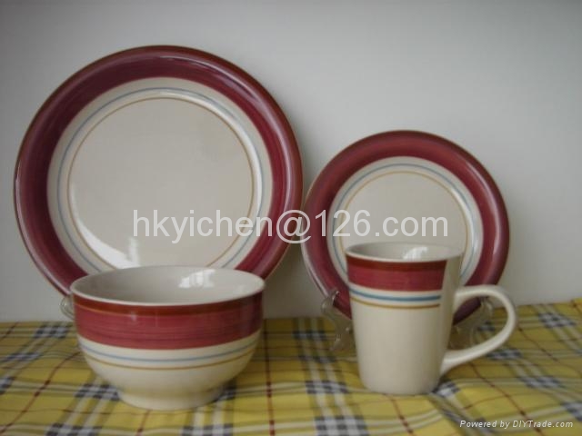 手绘色圈炻瓷套具 5