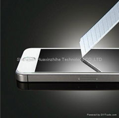 Selling the low price Toughened Glass Membrane for iPhone4 / 4S