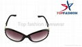 Fashionable Modern Eye Protective Sun Glasses With Large Diamond