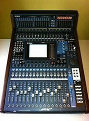 Yamaha DM1000 VCM 48 channel 96khz mixer