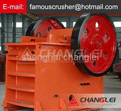 Debris crusher machinery in Mali