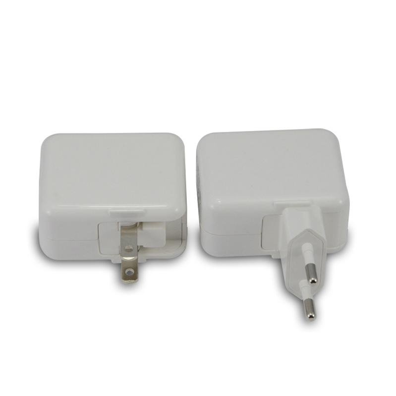 Travel Charger for Mobile Phone / Tablet PC 4