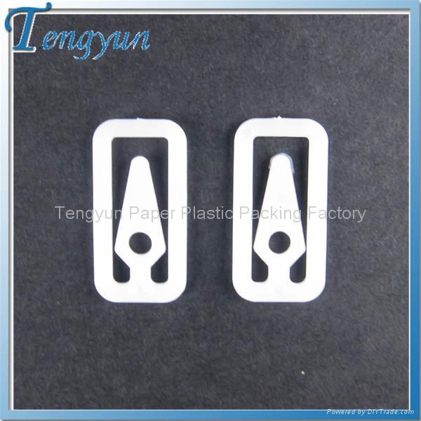 Square plastic clip for shirt packing