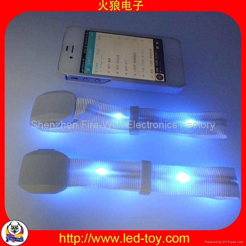 Radio controlled Led flashing glow bracelet Manufacturer and Supplier 5