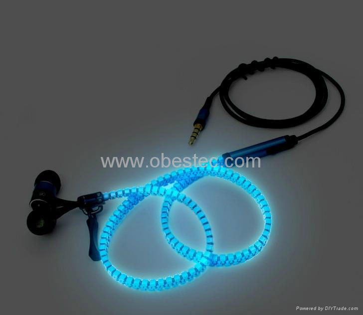 Noctilucent Glowing Zipper earphone 4