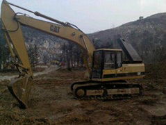 Used Caterpillar 200B Crawler Excavator