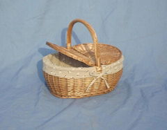 Willow basket with handle and liner