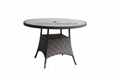 safe and strog glass table with