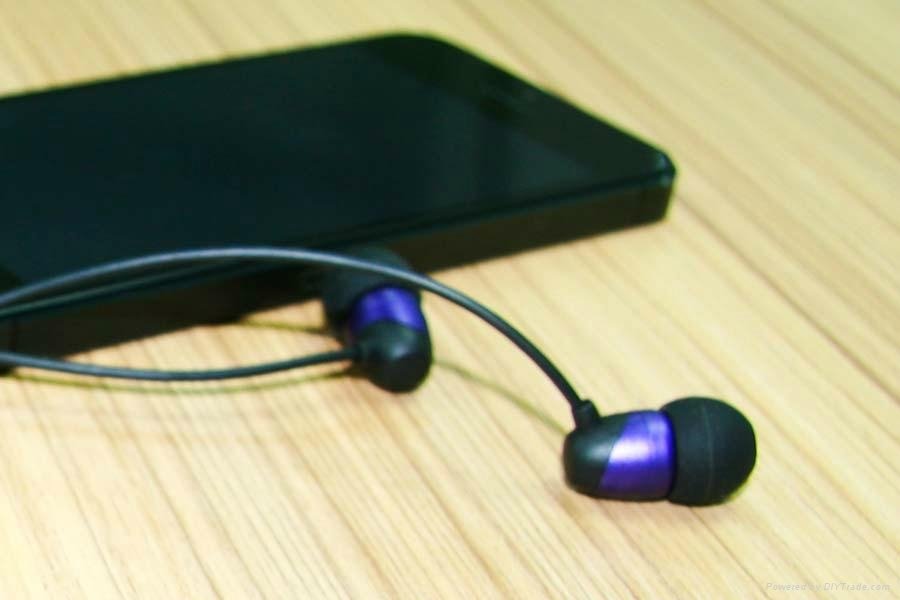 OEM wireless headphone with FM radio FM sport MP3 player card   3
