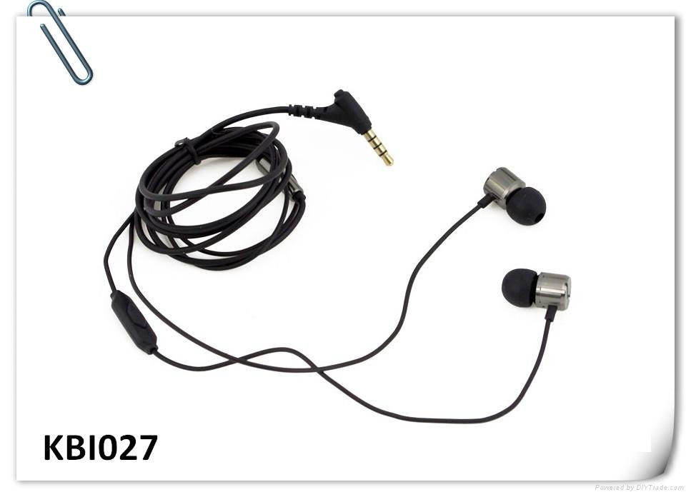 hot selling in-ear Earphone with Mic for Phone Samsung MP3 MP4 PC Laptop  