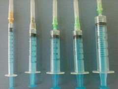 Auto-disable syringe