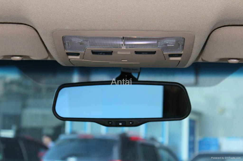 Rearview Mirror Monitor 3