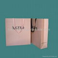 Wholesale shopping paper bag with handle