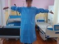 disposable surgical gown 2