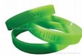 Embossed silicone band bracelets for gifts 3