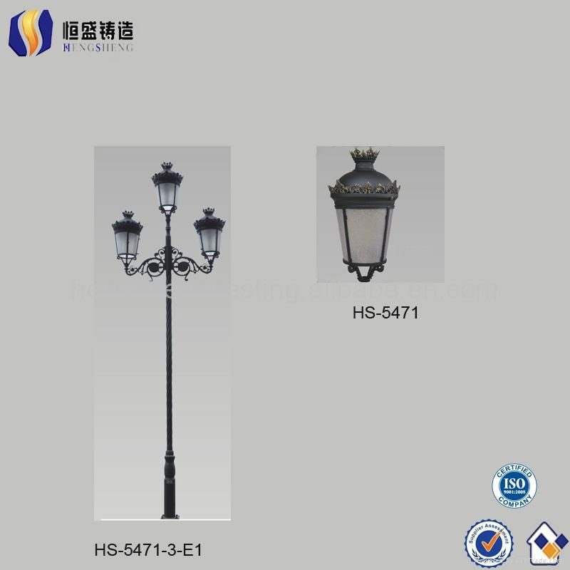 puplic street cast iron lamp post 3