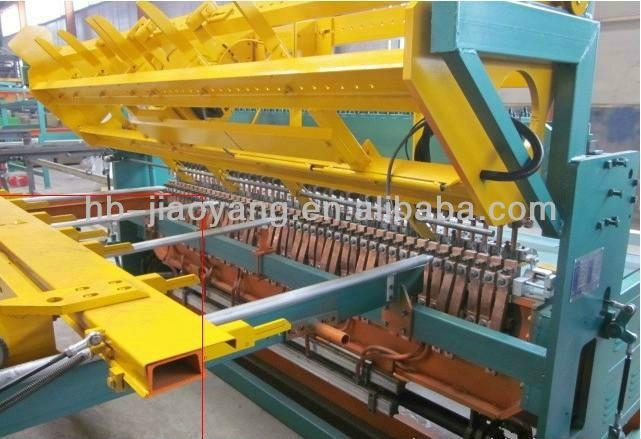 Automatic fence mesh welding machine   3