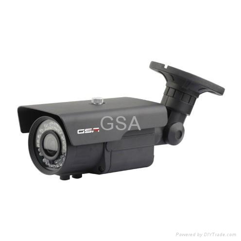Outdoor 700TVL Low Illumination Waterproof IR Camera with Varifocal Lens