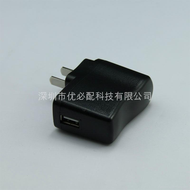 中規充電器  USB 黑色 3