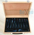 Extraction forceps dental extracting