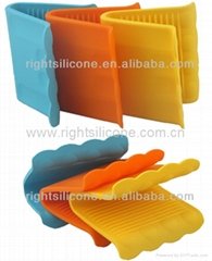 silicone insulated gloves